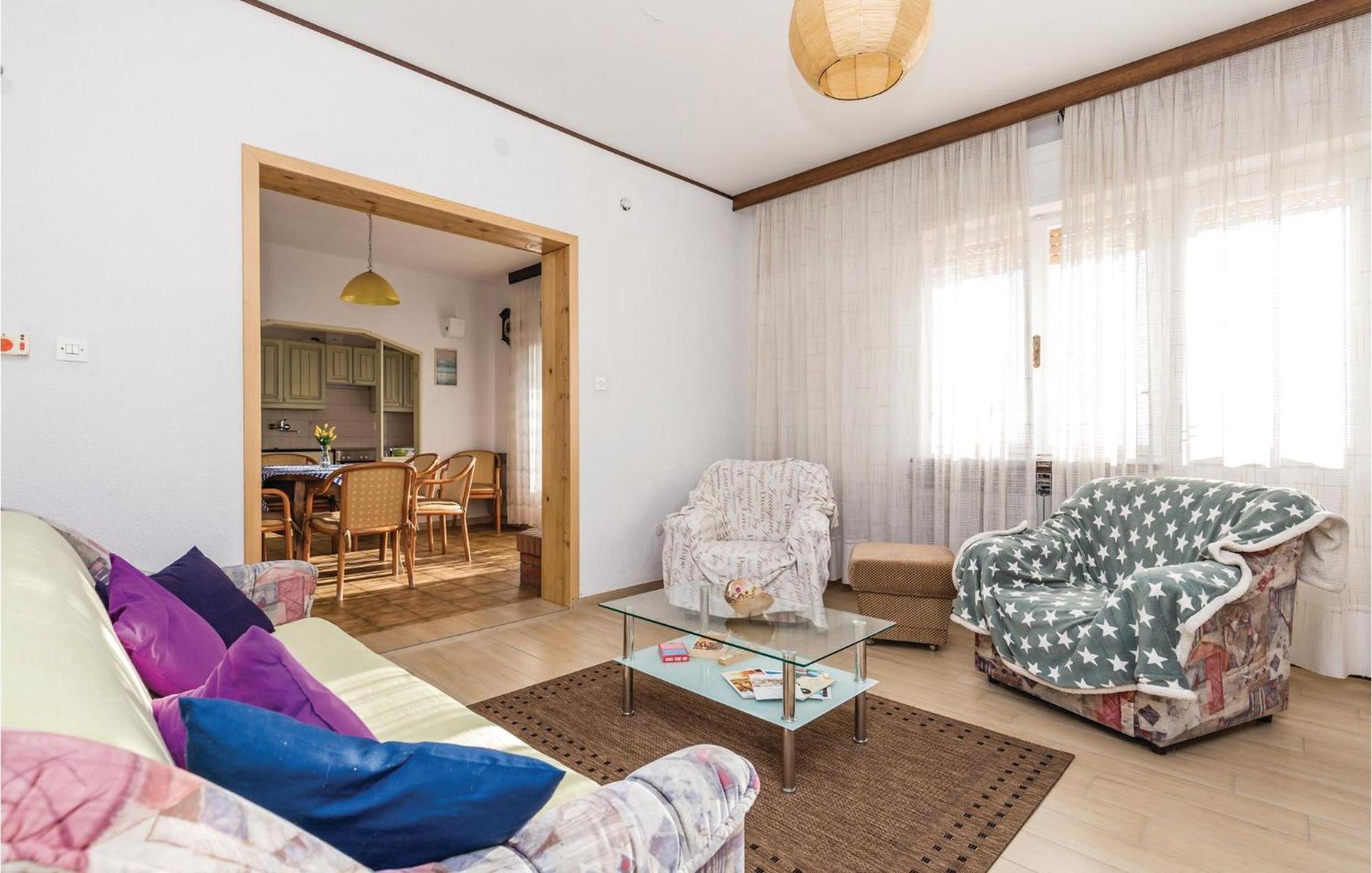 Nice Apartment In Lovran With Kitchen Zewnętrze zdjęcie
